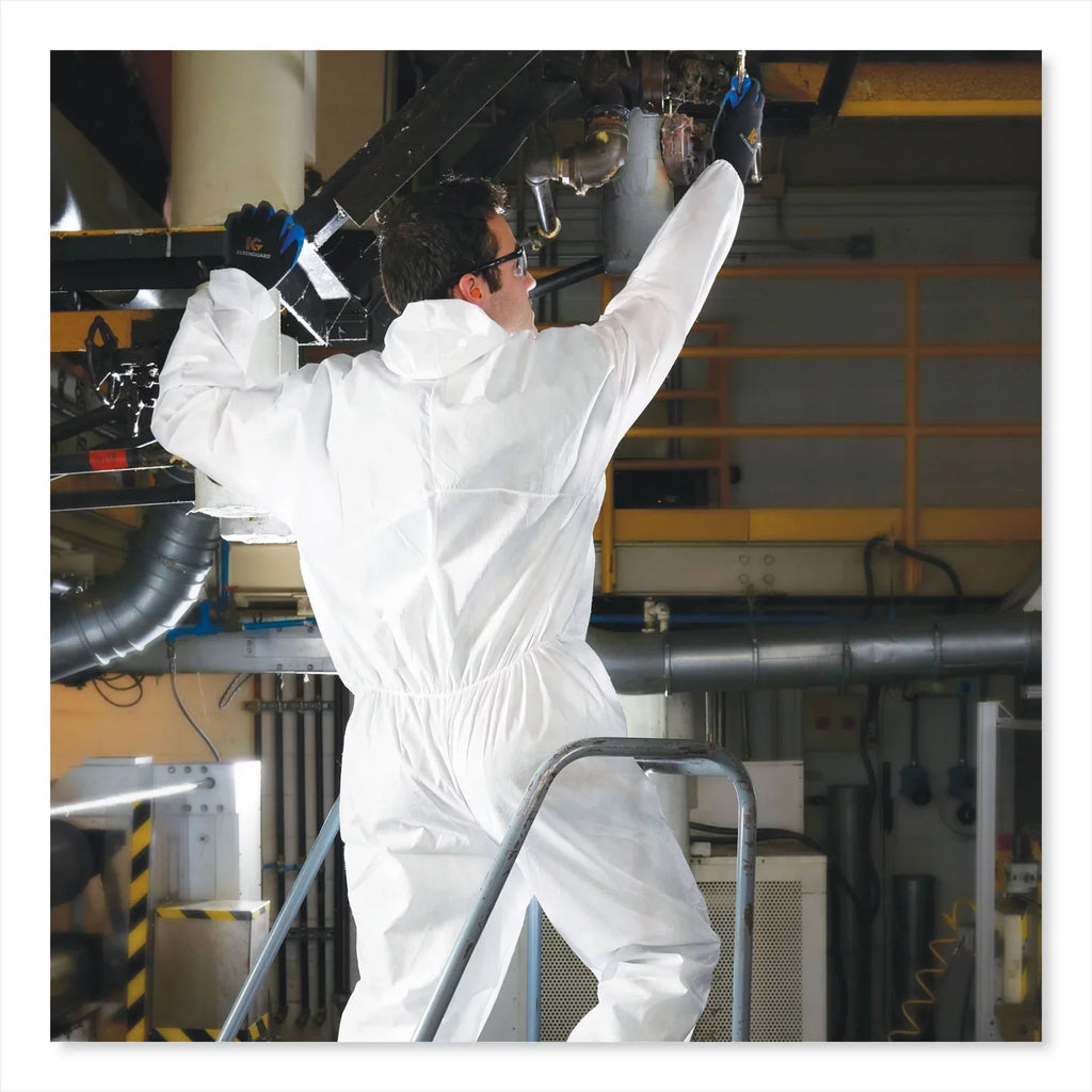 Kleenguard™ A20 Breathable Particle Protection Coveralls, Elastic Back, Hood, Medium, White, 24/carton