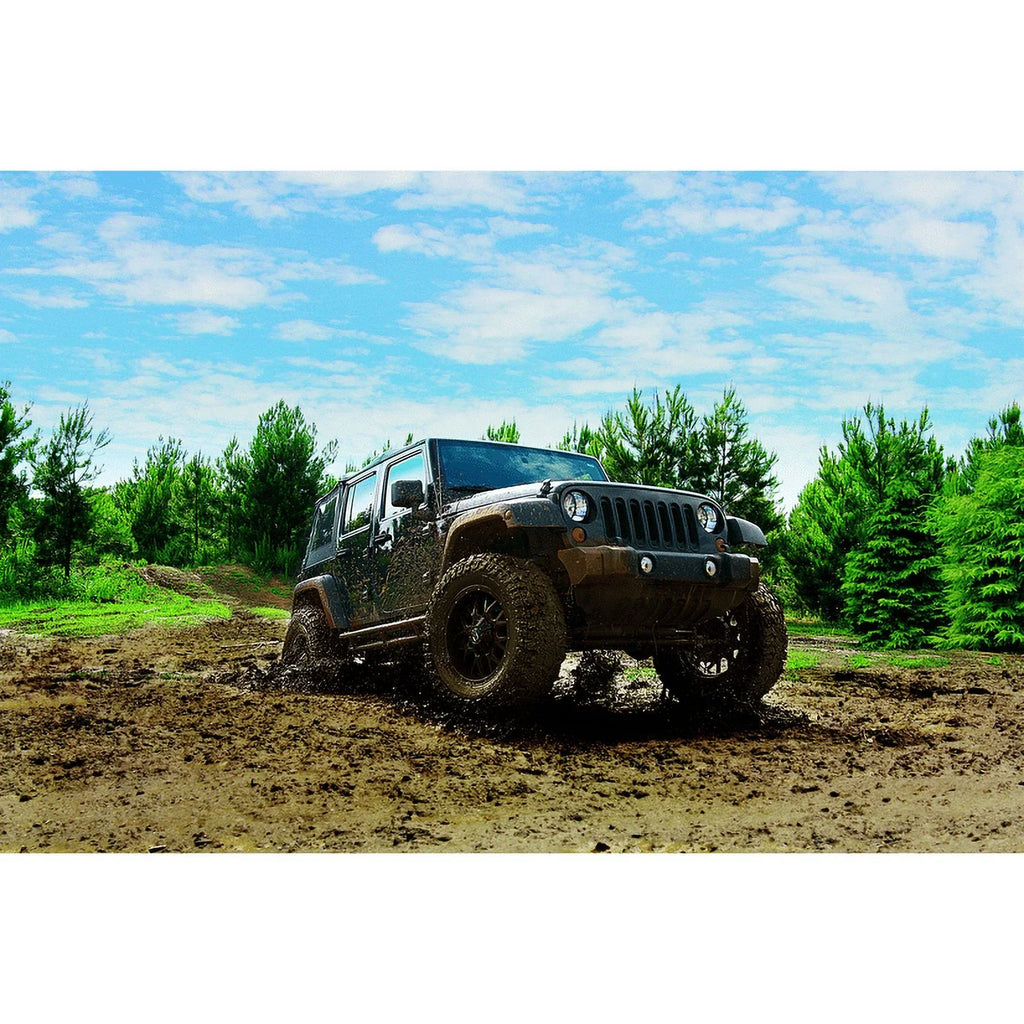 Cooper Discoverer STT Pro All-Season LT275/65R18 123Q Tire Fits: 2019-23 Chevrolet Silverado 1500 LT Trail Boss, 2019-21 GMC Sierra 1500 AT4