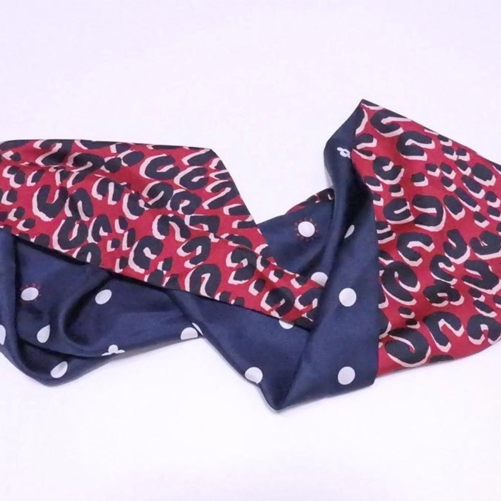 Pre-Owned Louis Vuitton Scarf Snood Leopard Navy x Red Multicolor 100% Silk People M74608 (Good)