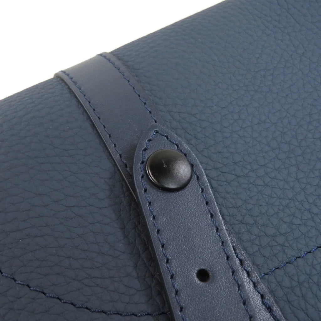 Pre-Owned Louis Vuitton M58475 Christopher Shoulder Bag Taurillon Leather People (Good)