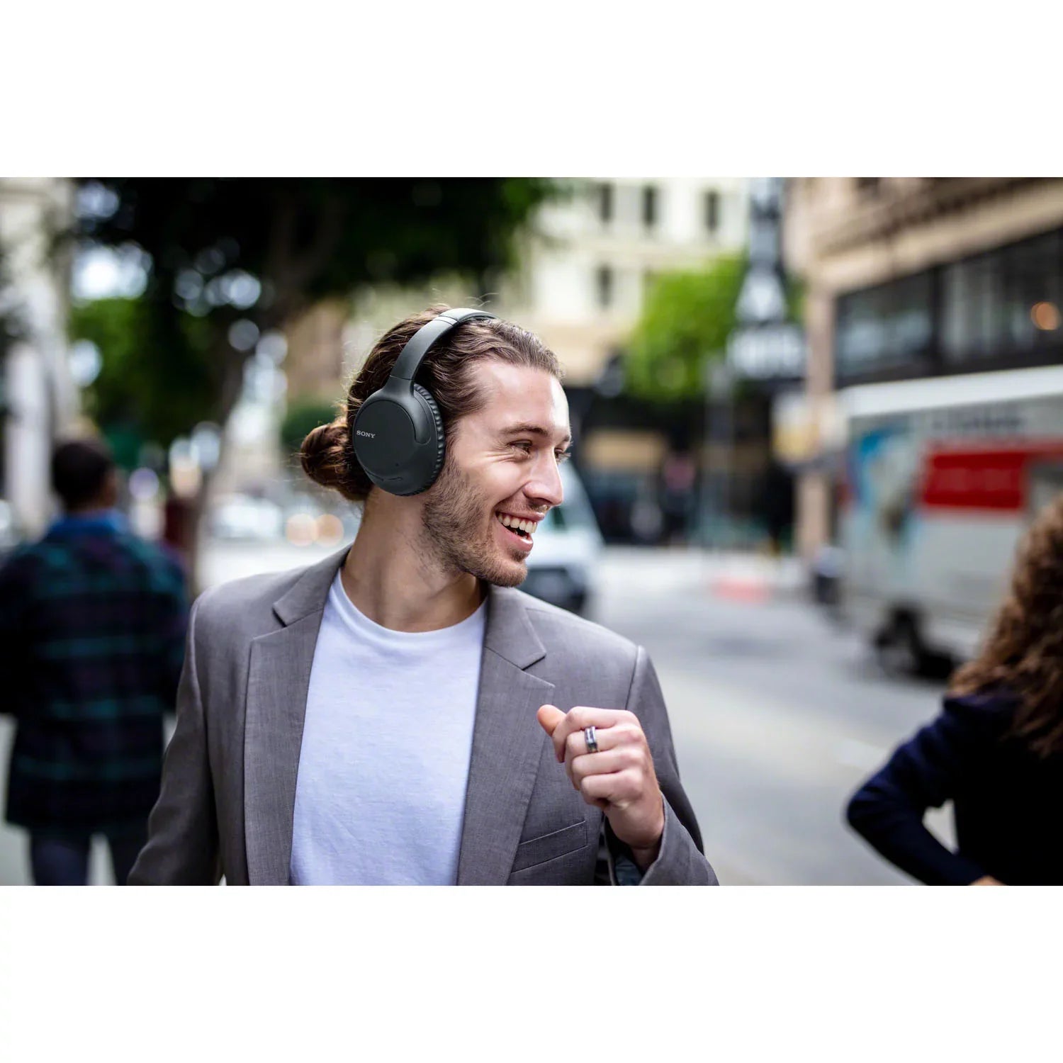Sony WH-CH710N Wireless Noise-Canceling Headphones Bundle with Deco Gear Headphone Case and Stand for the WHCH710N Model Headphones Midnight