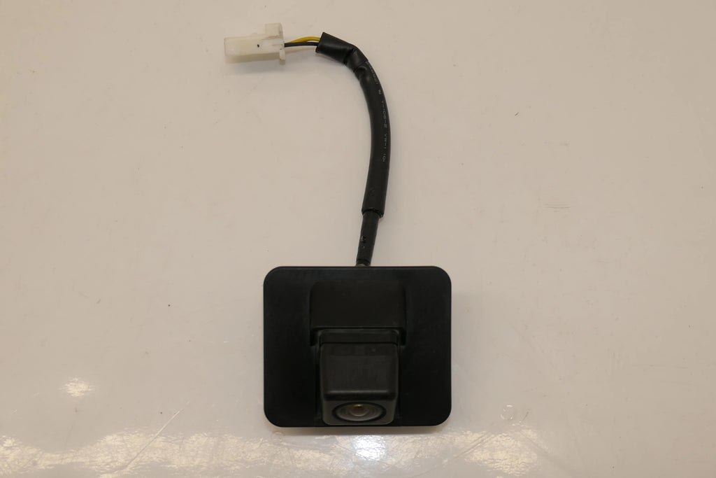 Pre-Owned 2017-2018 Mazda 3 Sedan Rear View Back Up Camera OEM (Good)