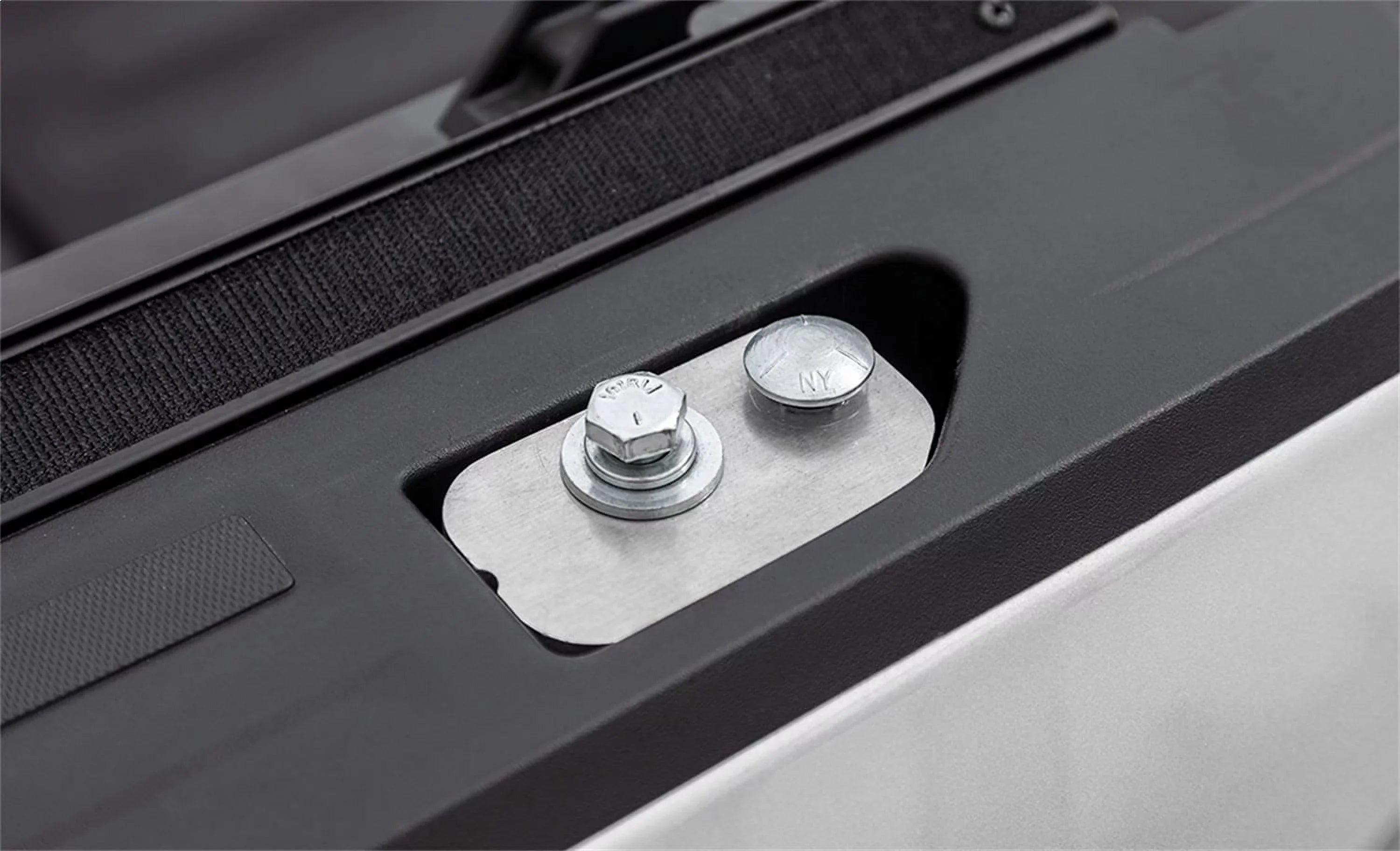 Access F3040022 Adarac Aluminum Series Truck Bed Rack - Ebony