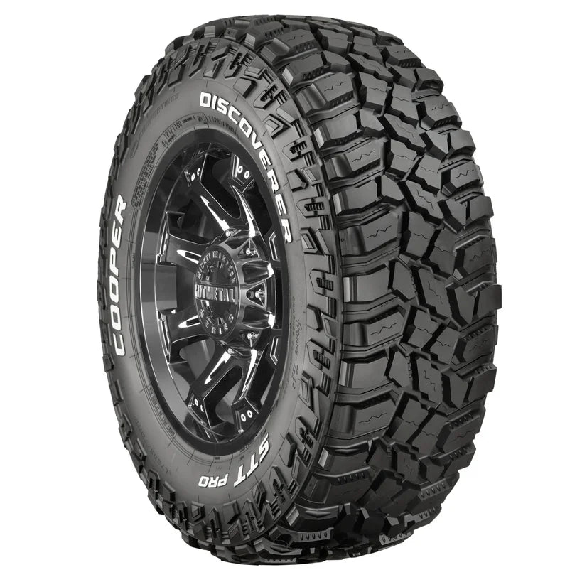 Cooper Discoverer STT Pro All-Season LT275/65R18 123Q Tire Fits: 2019-23 Chevrolet Silverado 1500 LT Trail Boss, 2019-21 GMC Sierra 1500 AT4