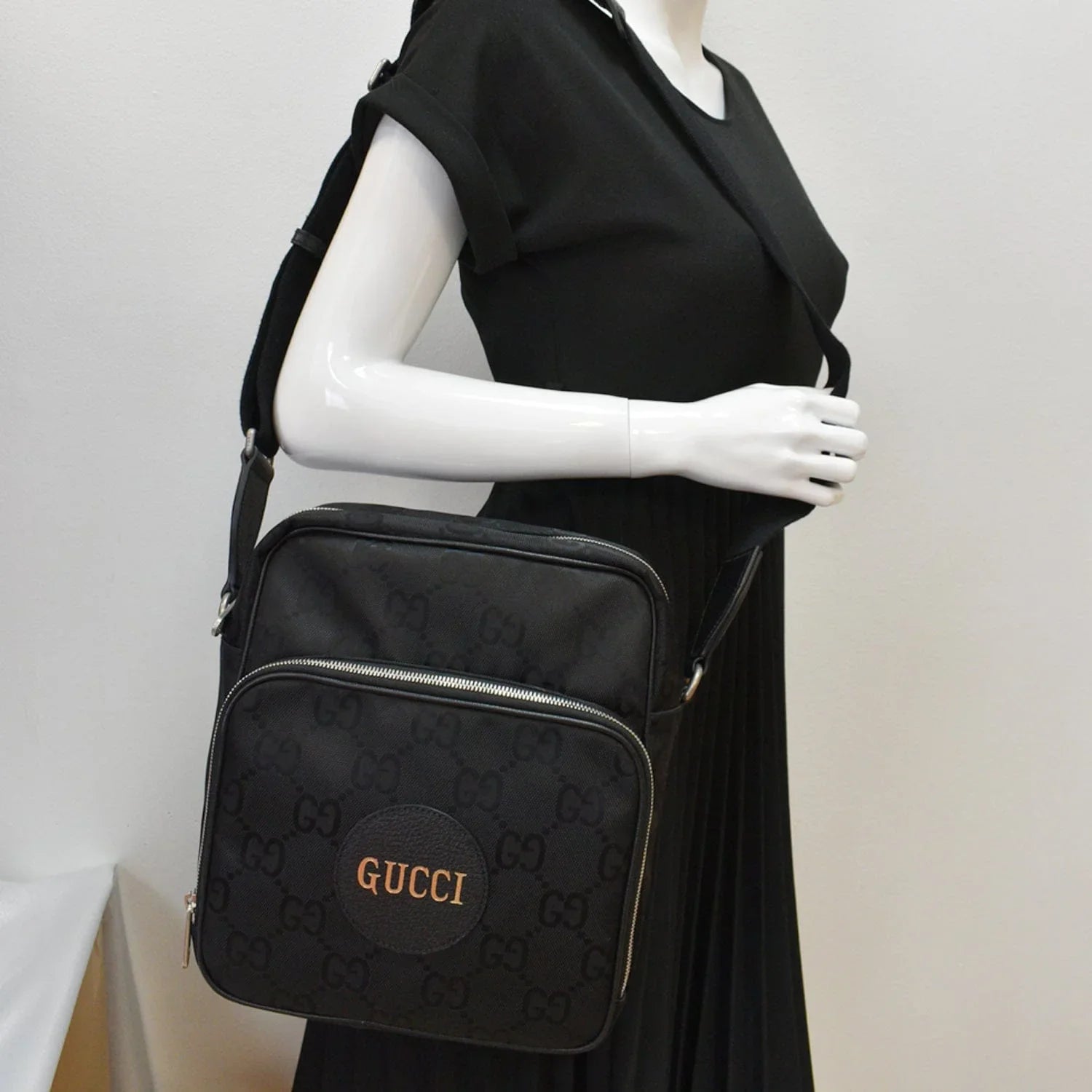 Pre-owned GUCCI Off The Grid GG Monogram Nylon Shoulder Bag Midnight 625858