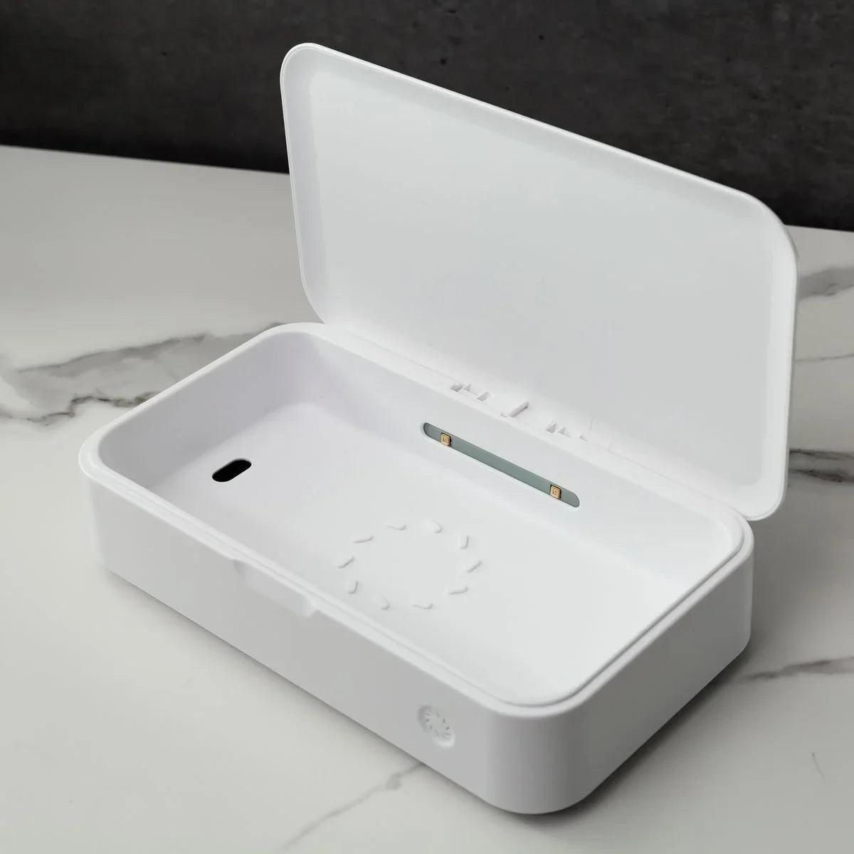 Keysmart CleanTray UV Sterilization Case