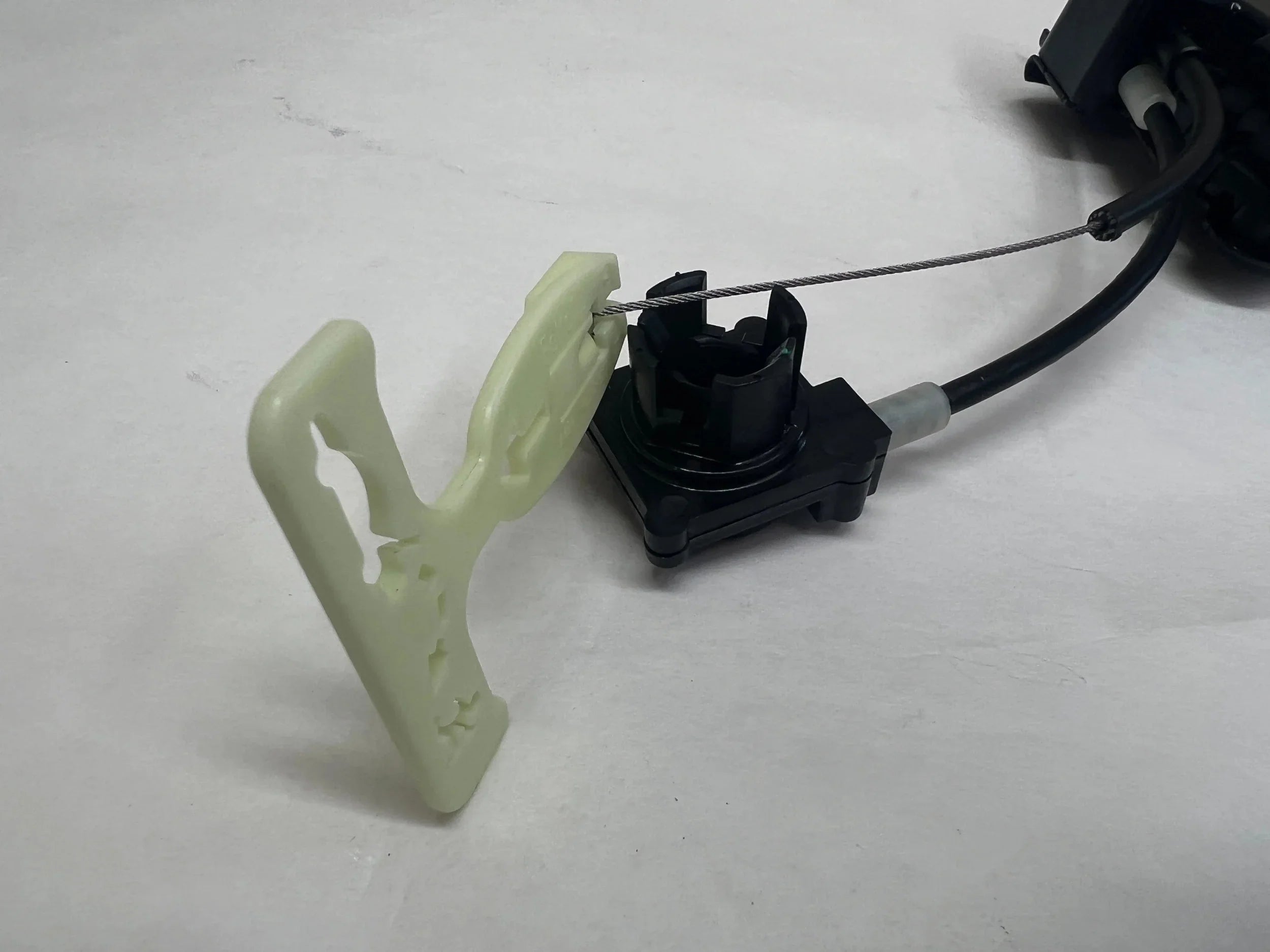 For 2005-2007 Ford Mustang Trunk Lock Latch Genuine OEM