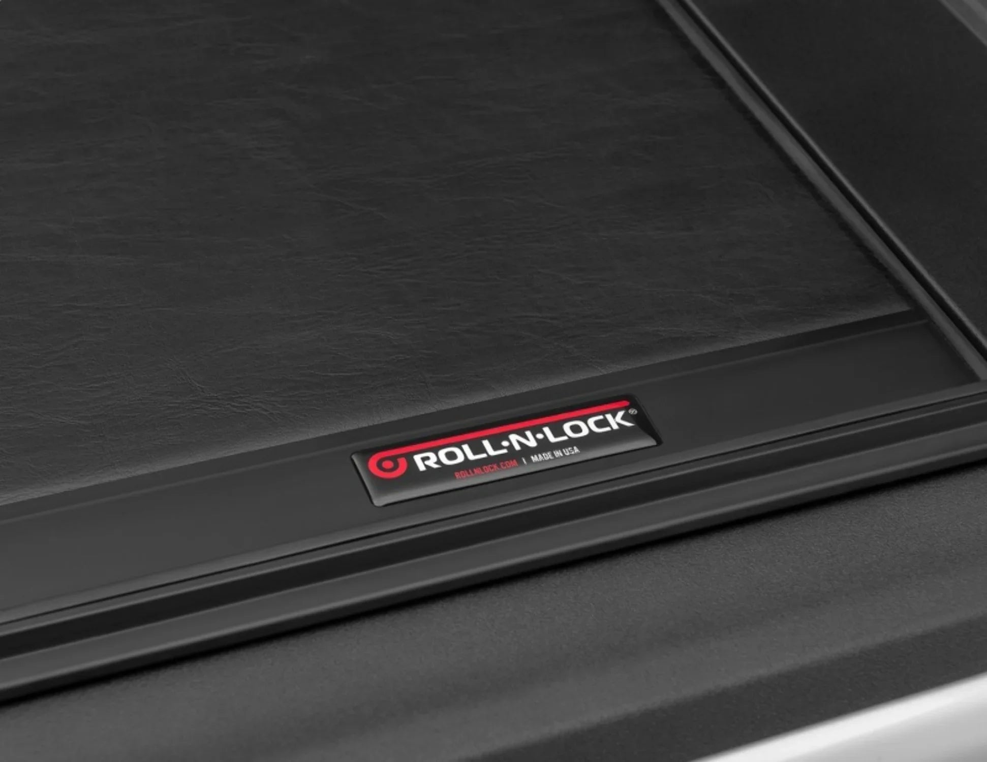Roll-N-Lock by RealTruck M-Series Retractable Truck Bed Tonneau Cover | LG496M | Compatible with Select 2020-2023 Jeep Gladiator w/o Trail Rail System 5' Bed (60")