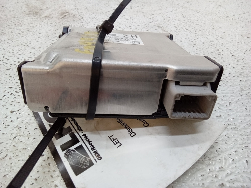 Pre-Owned 2019 Toyota Corolla Front Windshield Lane Departure Camera Assy 8646C-02011 OEM (Good)