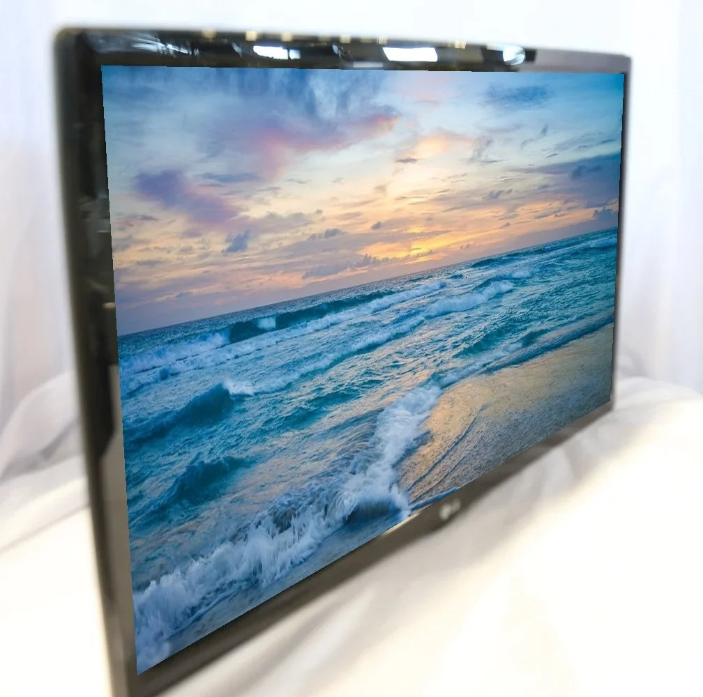 Restored LG 22" Class HD (720P) LED TV (22LX570M) (Refurbished)
