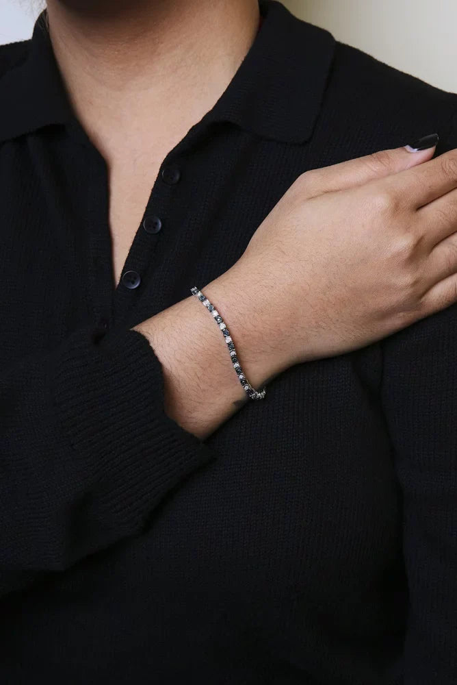 Haus of Brilliance .925 Sterling Silver 1.0 Cttw People with Alternating Round cut Box Clasp White Diamond and Treated Blue Diamond Tennis Bracelet (Blue and I-J Color, I3 Clarity) - Size 7" Inches