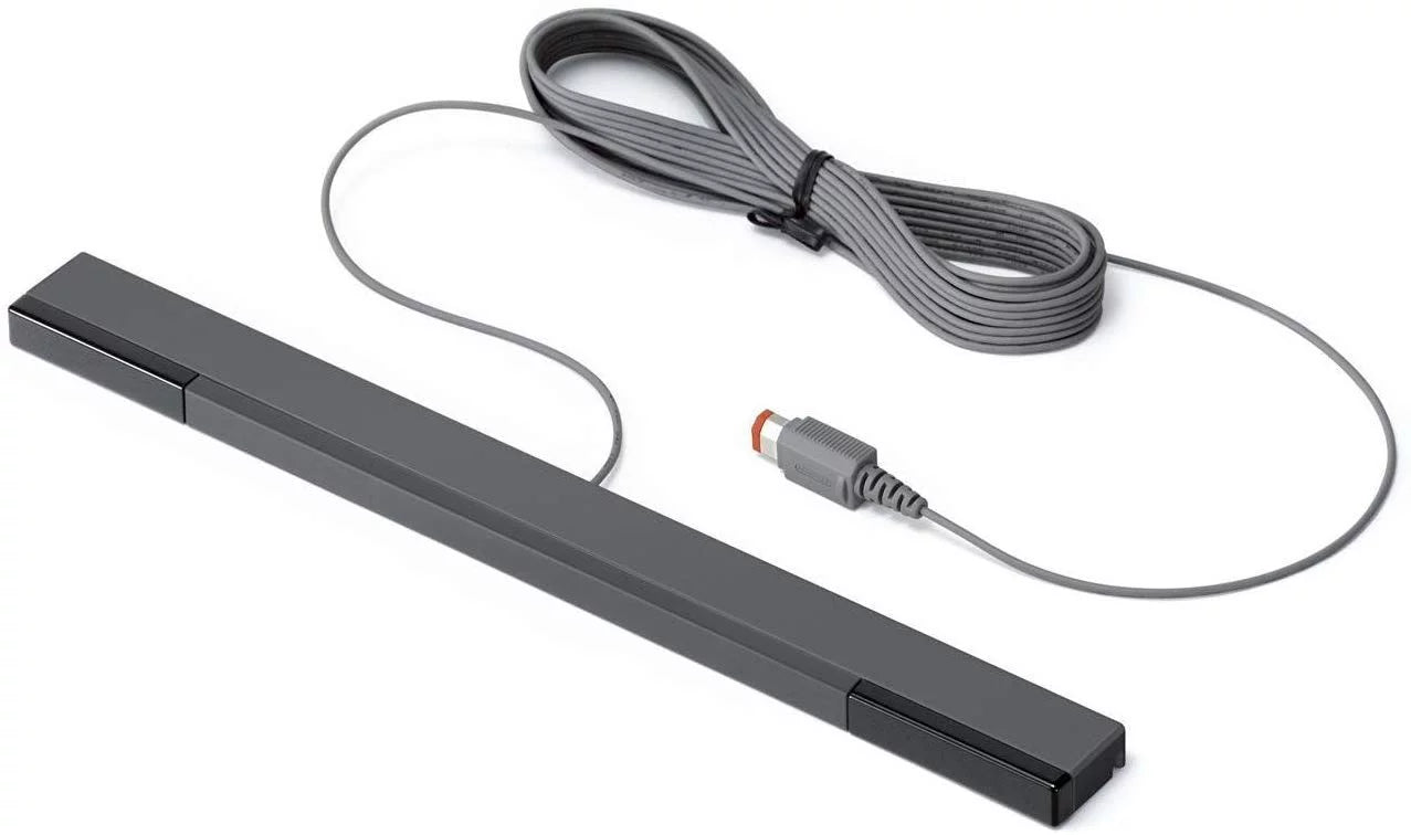 MOGOI(TM) Silver Wired Infrared Sensor Bar for Termination Wii With MOGOI Accessory Wire Winder (Used)
