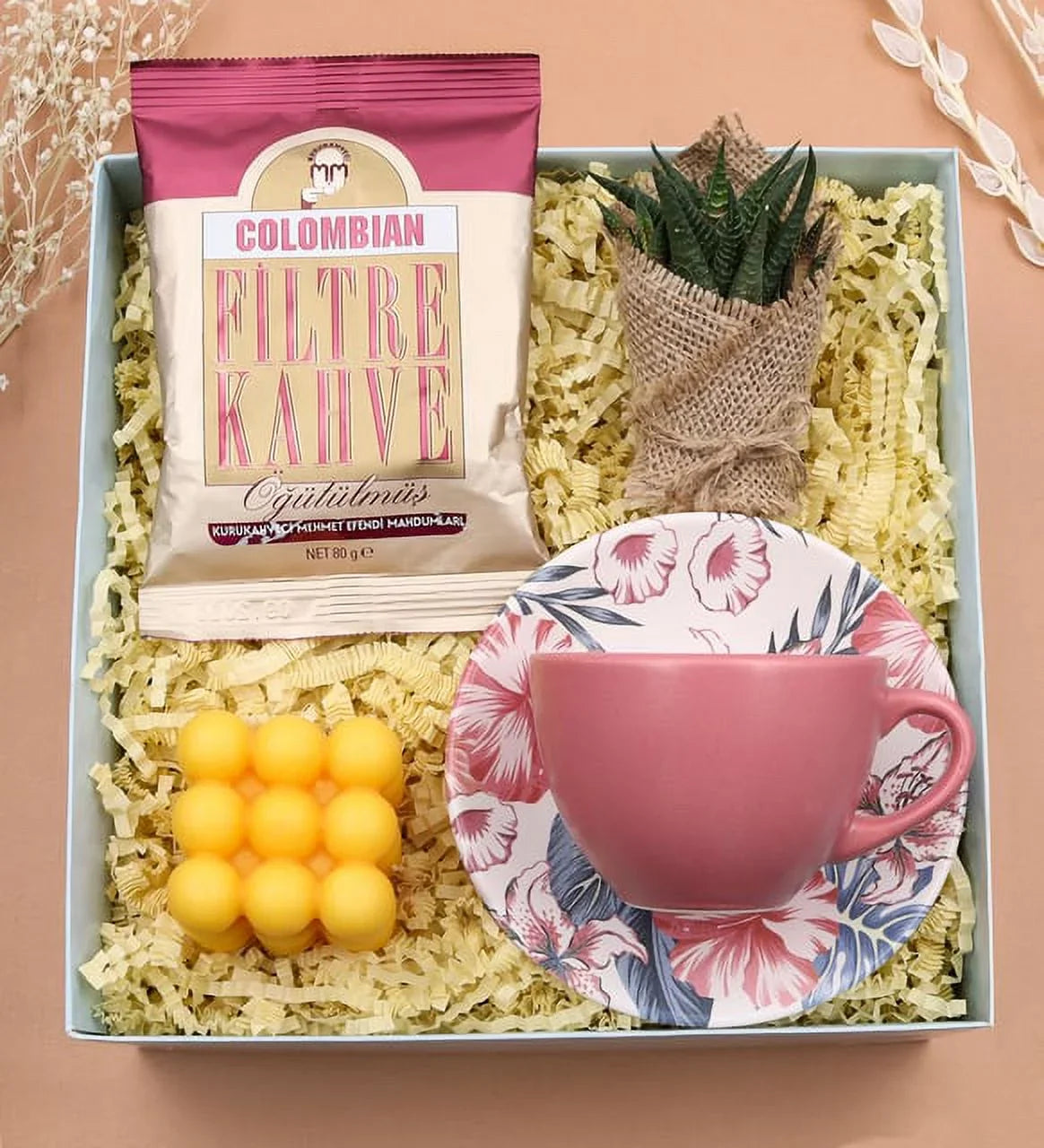 Pink Cup & Mehmet Edge Colombian Filter Coffee & Live Sukulent Flower & Orange Bubble Candle Gift Set