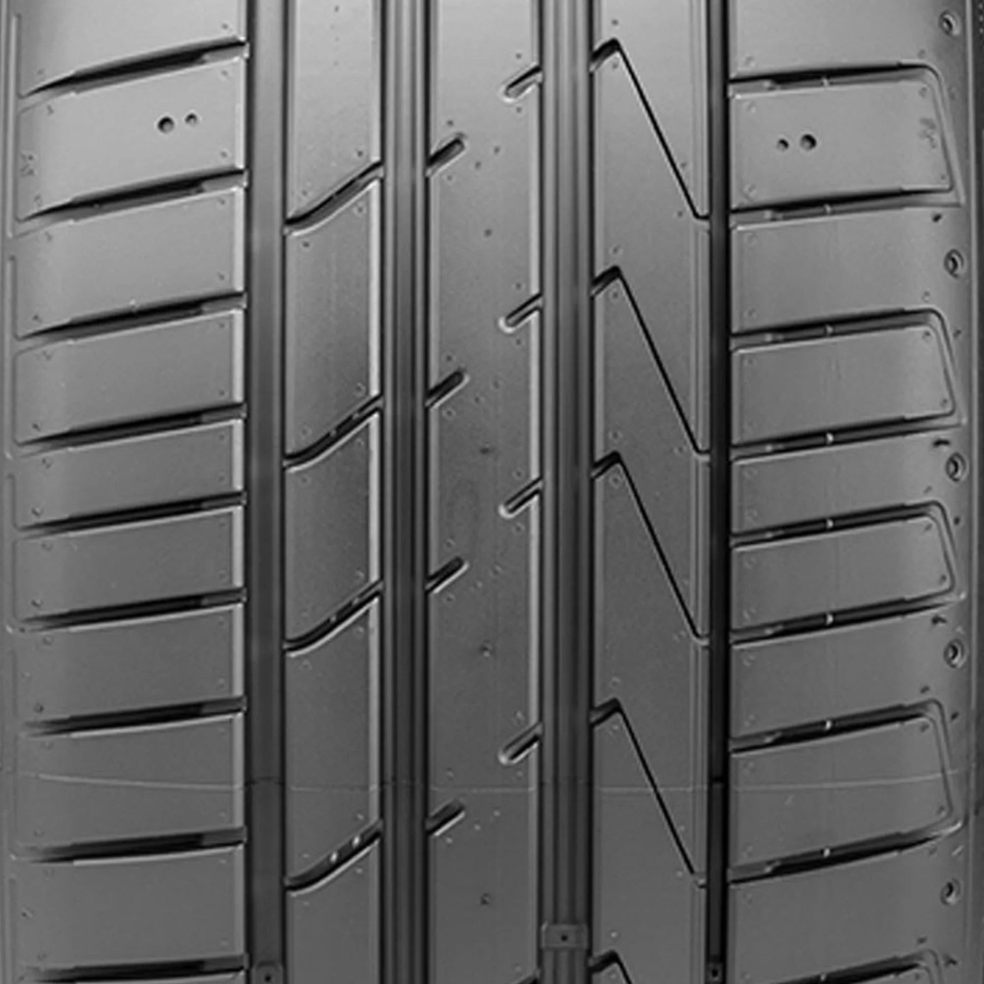 Hankook Ventus S1 evo2 (K117) Summer 245/40R18 93Y Passenger Tire
