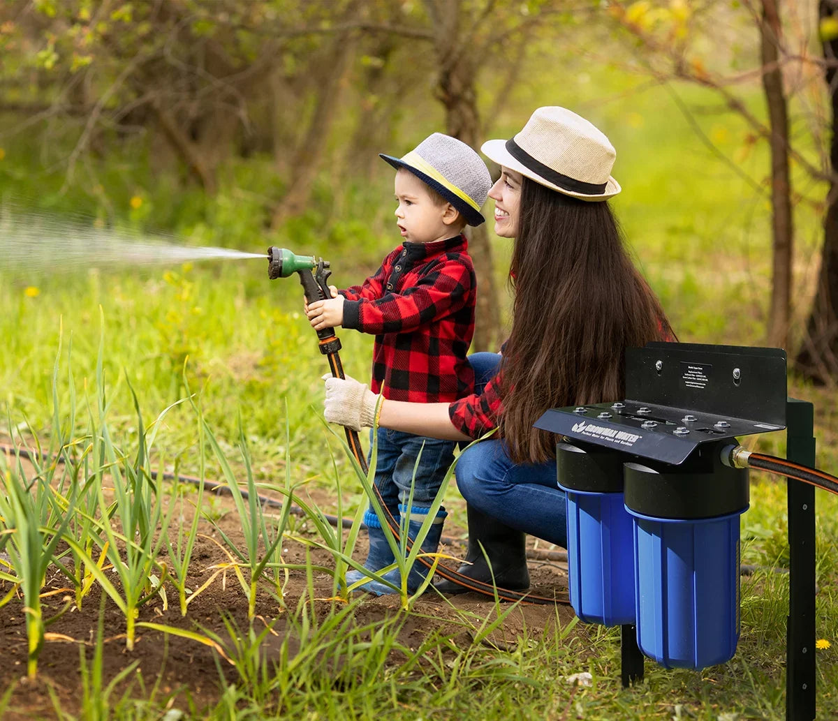 GrowMax SUPER GROW 800 - High-Capacity Garden Water Filtration System - Eliminate up to 99% of Chlorine and Contaminants (15,000 gallons / 56,850 liters)